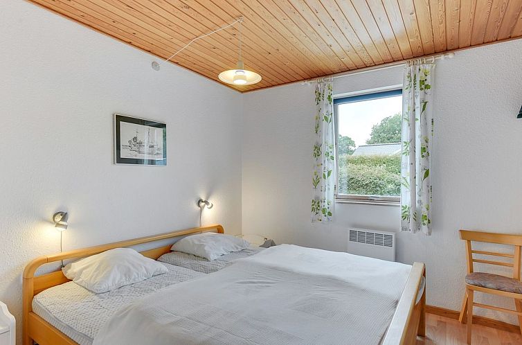 Vakantiehuis "Ingebore" - 350m from the sea