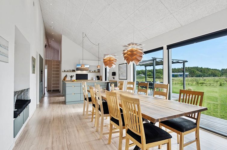 Vakantiehuis "Amdi" - 700m from the sea