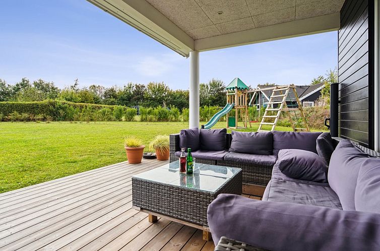 Vakantiehuis "Amdi" - 700m from the sea