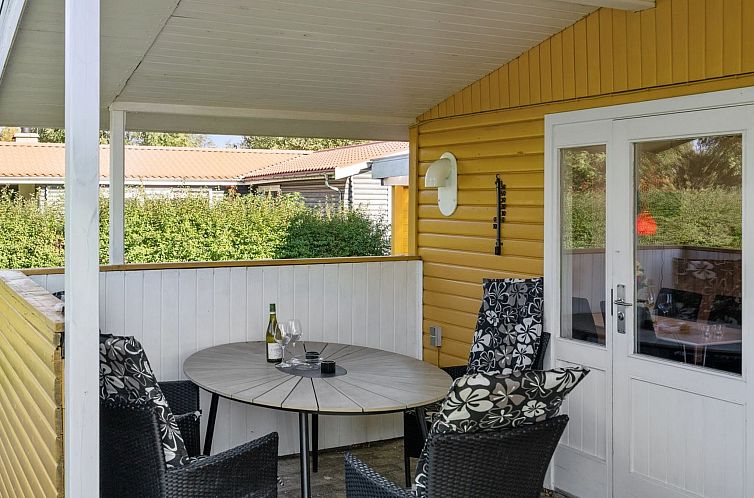 Vakantiehuis "Nane" - 80m from the sea