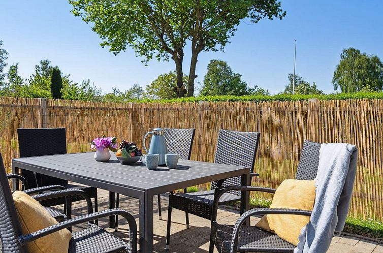 Vakantiehuis "Nane" - 80m from the sea