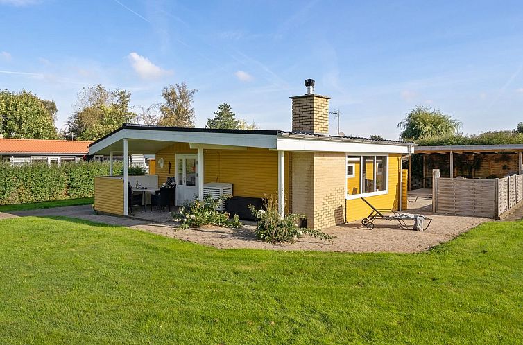 Vakantiehuis "Nane" - 80m from the sea