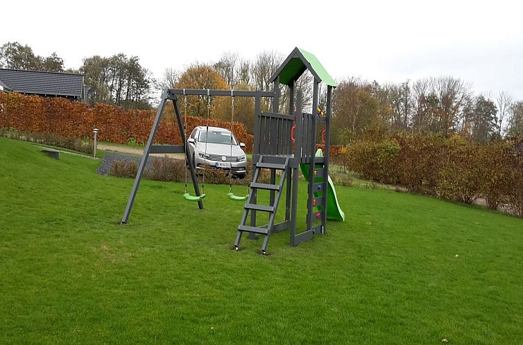 Vakantiehuis "Damiana" - 500m from the sea