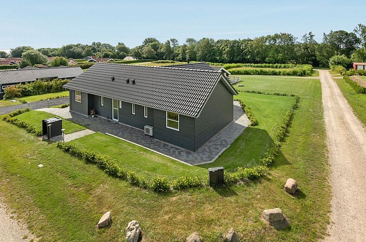 Vakantiehuis "Damiana" - 500m from the sea