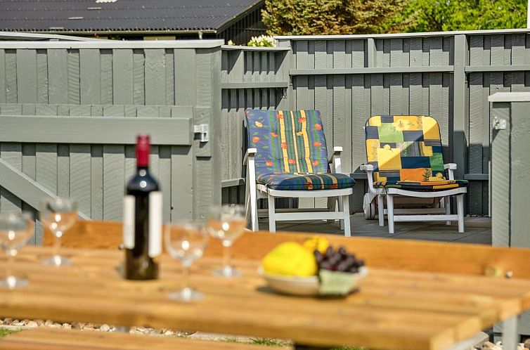 Vakantiehuis "Tess" - 50m from the sea