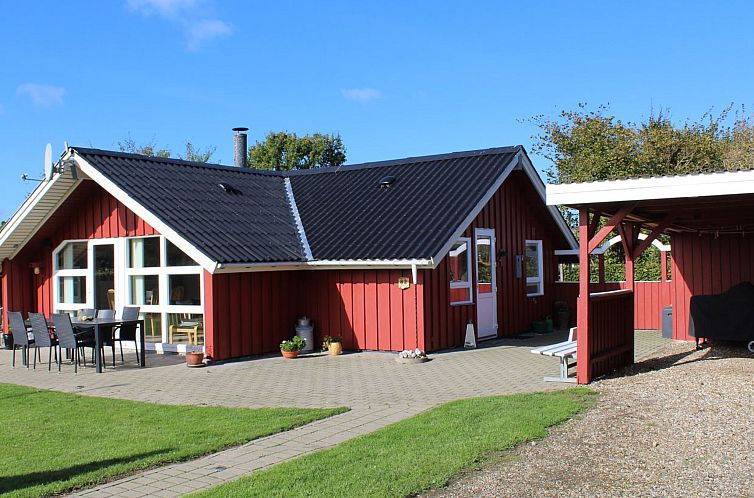 Vakantiehuis "Umen" - 300m from the sea