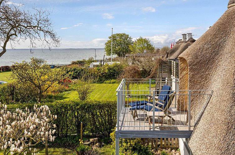 Vakantiehuis "Joona" - 600m from the sea