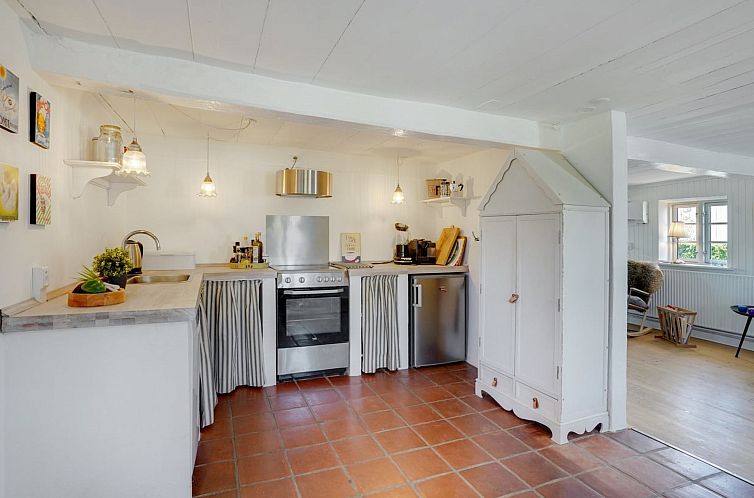 Vakantiehuis "Joona" - 600m from the sea