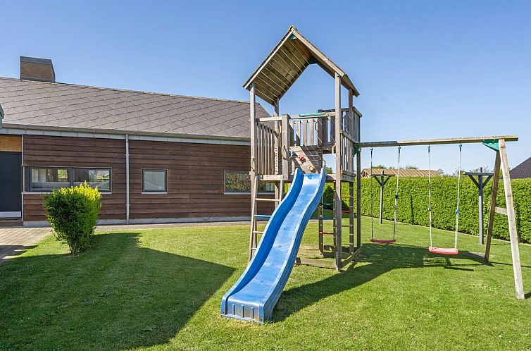 Vakantiehuis "Hans" - 700m from the sea