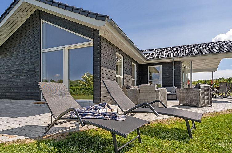 Vakantiehuis "Hans" - 700m from the sea