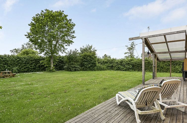 Vakantiehuis "Virpi" - 400m from the sea