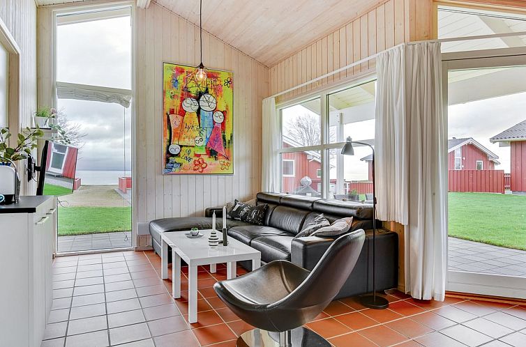 Vakantiehuis "Helga" - 100m from the sea