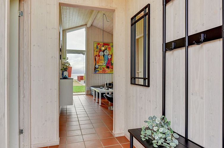 Vakantiehuis "Helga" - 100m from the sea