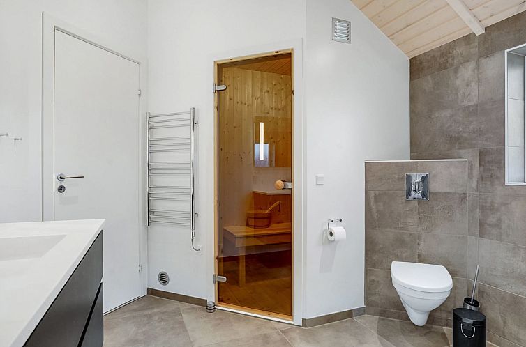 Vakantiehuis "Cenia" - 450m from the sea