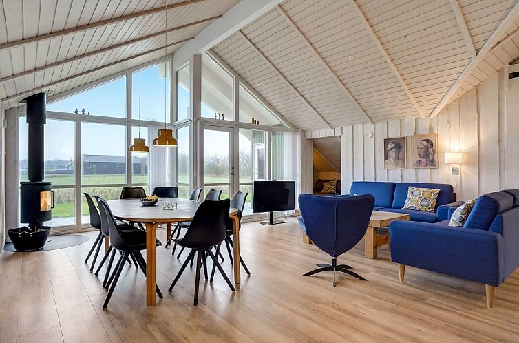 Vakantiehuis "Cenia" - 450m from the sea