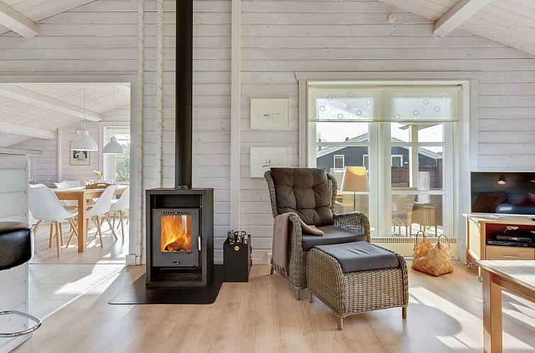 Vakantiehuis "Aderice" - 300m from the sea