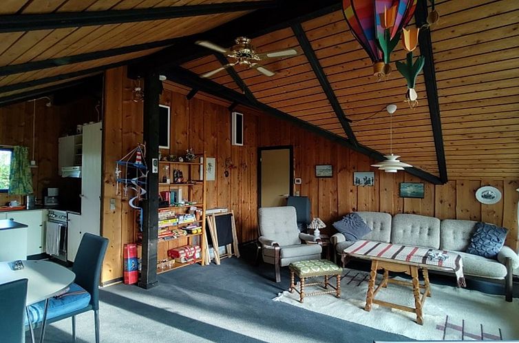 Vakantiehuis "Rieke" - 300m from the sea