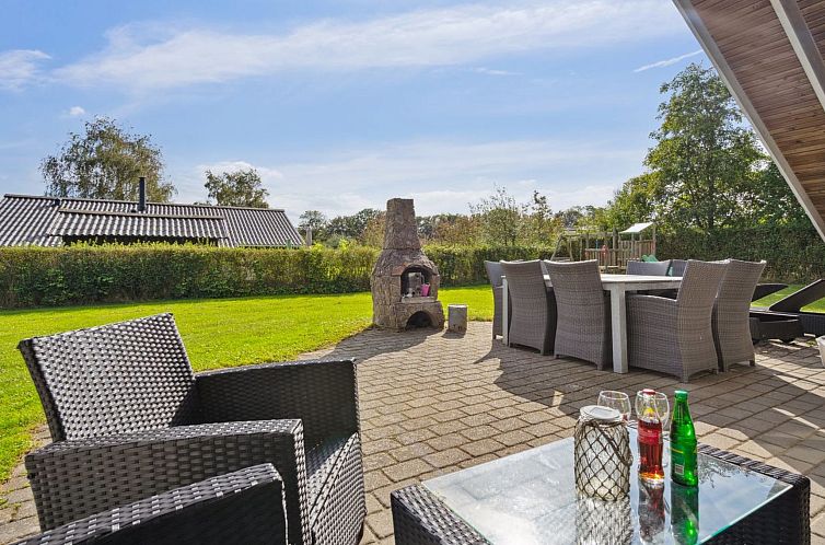 Vakantiehuis "Frosina" - 300m from the sea