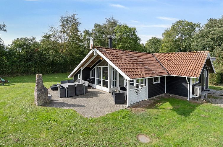 Vakantiehuis "Frosina" - 300m from the sea