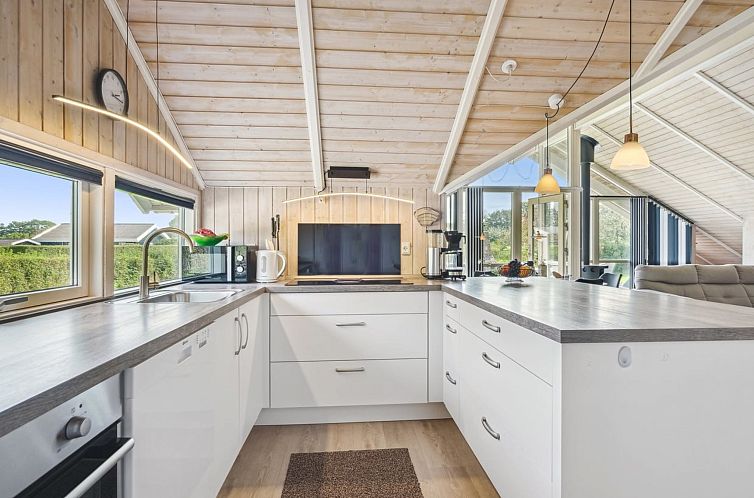 Vakantiehuis "Frosina" - 300m from the sea