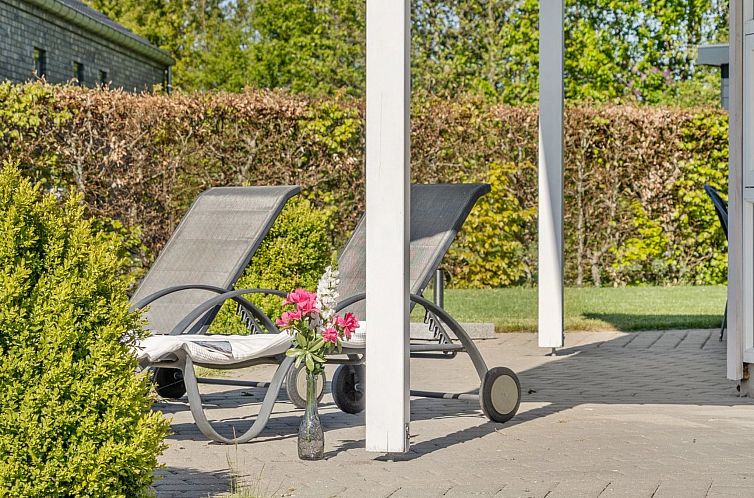 Vakantiehuis "Toja" - 700m from the sea