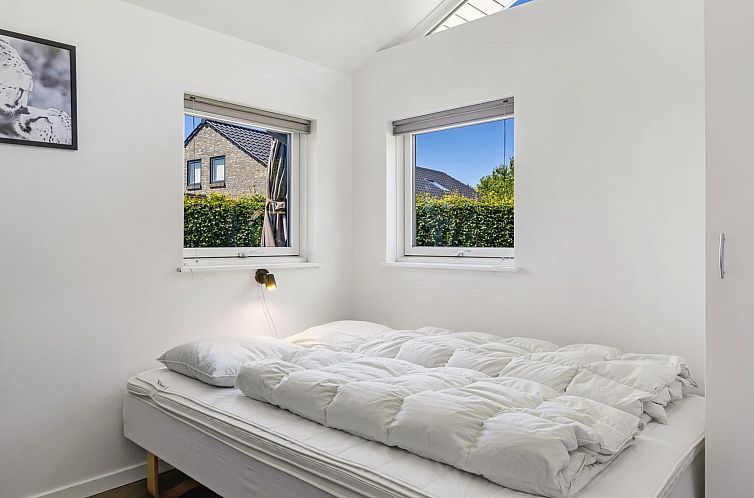 Vakantiehuis "Toja" - 700m from the sea