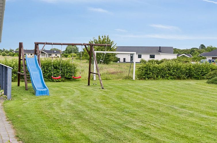 Vakantiehuis "Edzard" - 800m from the sea