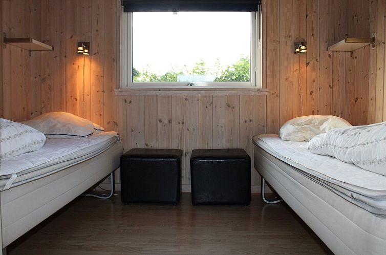 Vakantiehuis "Edzard" - 800m from the sea