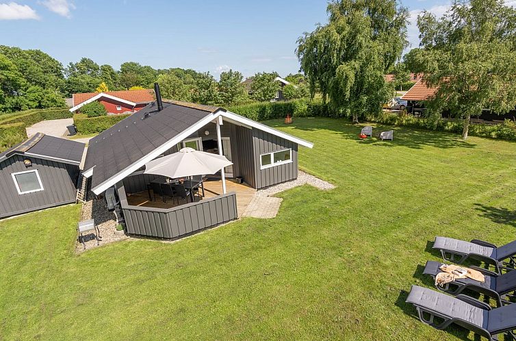 Vakantiehuis "Niska" - 300m from the sea