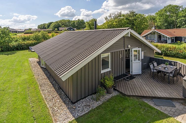 Vakantiehuis "Niska" - 300m from the sea