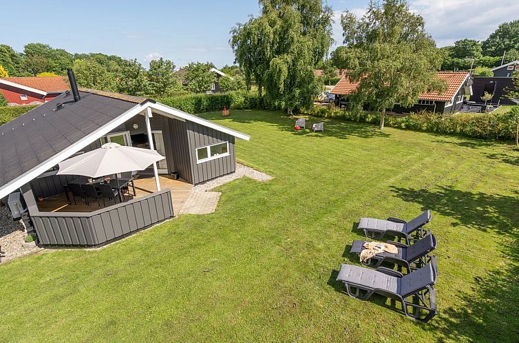 Vakantiehuis "Niska" - 300m from the sea