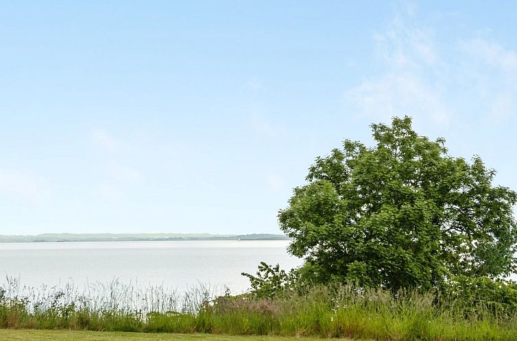 Vakantiehuis "Annica" - 150m from the sea