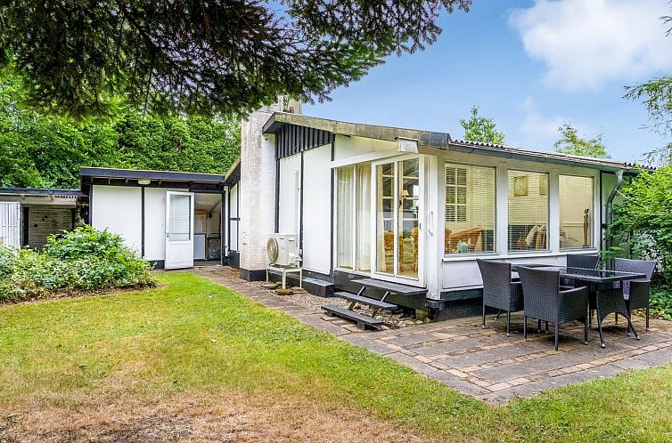 Vakantiehuis "Annica" - 150m from the sea