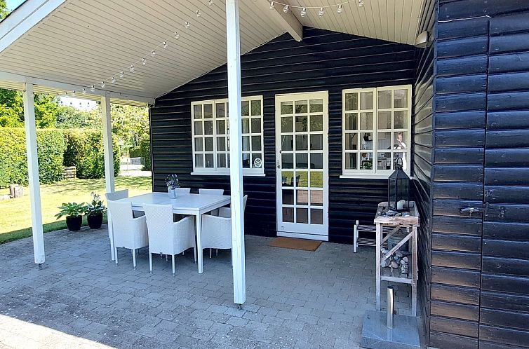 Vakantiehuis "Zuhra" - 680m from the sea