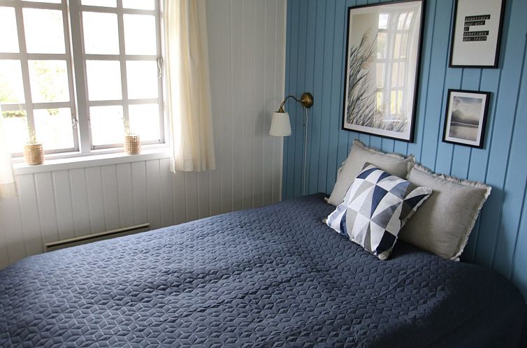 Vakantiehuis "Zuhra" - 680m from the sea
