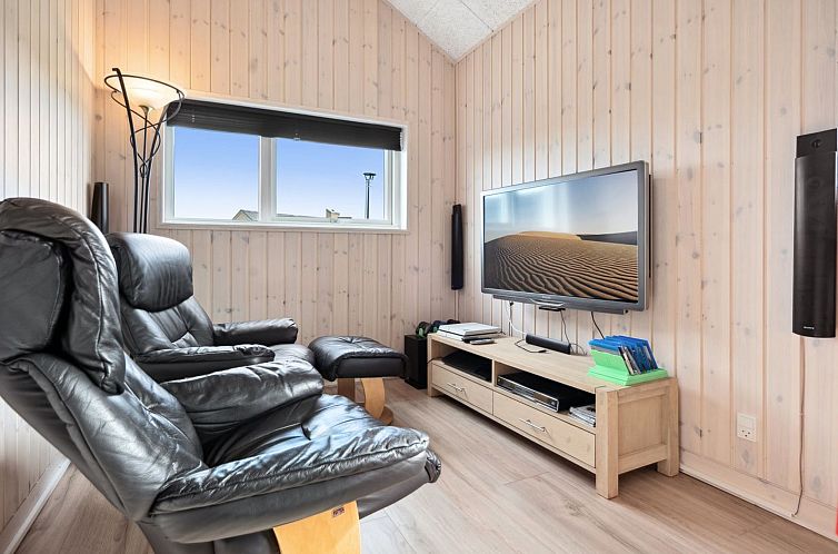 Vakantiehuis "Fridtjof" - 100m from the sea