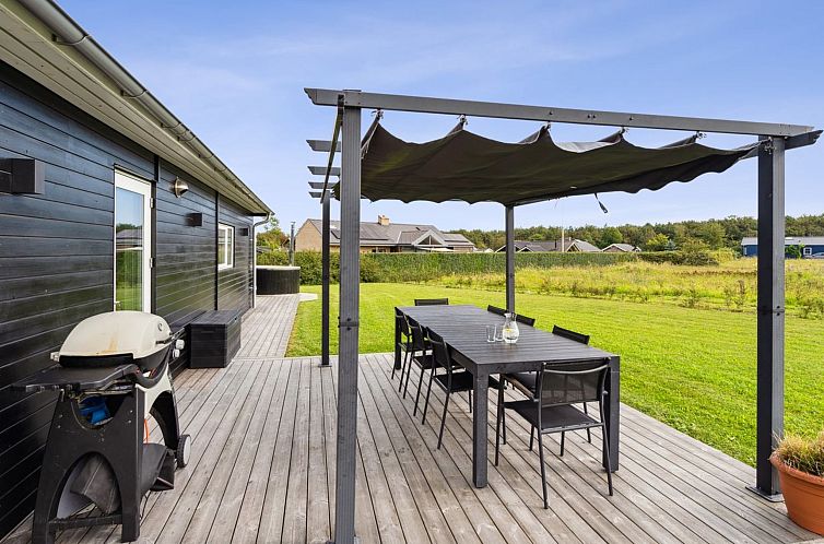 Vakantiehuis "Fridtjof" - 100m from the sea