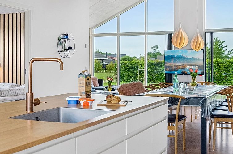 Vakantiehuis "Gram" - 450m from the sea