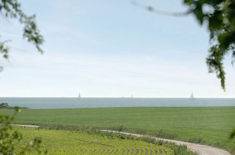 Vakantiehuis "Ilja" - 400m from the sea