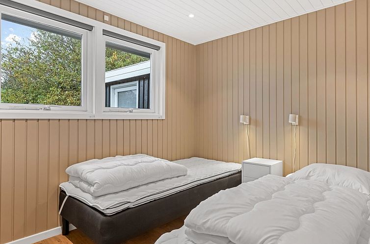 Vakantiehuis "Lymke" - 450m from the sea