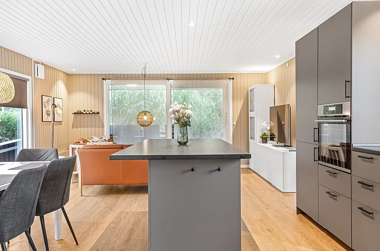 Vakantiehuis "Lymke" - 450m from the sea