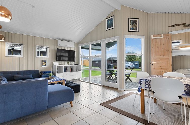 Vakantiehuis "Roya" - 100m from the sea