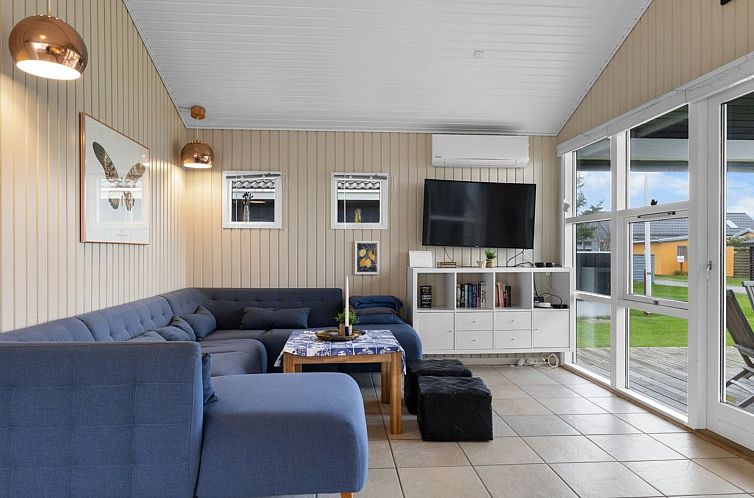 Vakantiehuis "Roya" - 100m from the sea