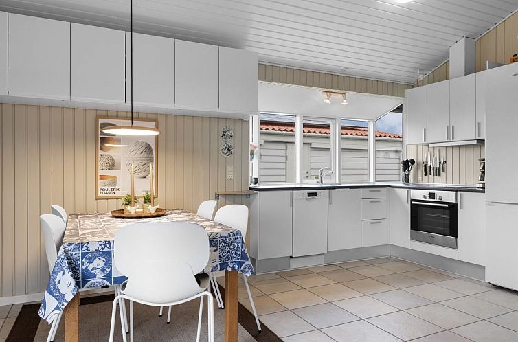 Vakantiehuis "Roya" - 100m from the sea