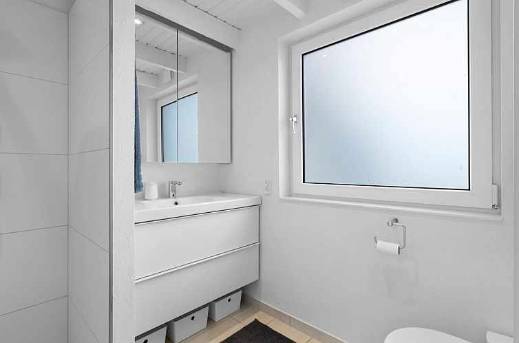 Vakantiehuis "Rolfkarl" - 250m from the sea