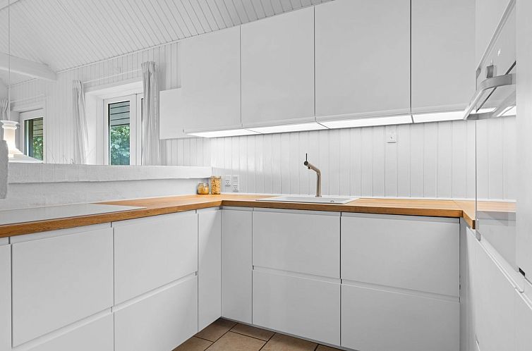 Vakantiehuis "Rolfkarl" - 250m from the sea