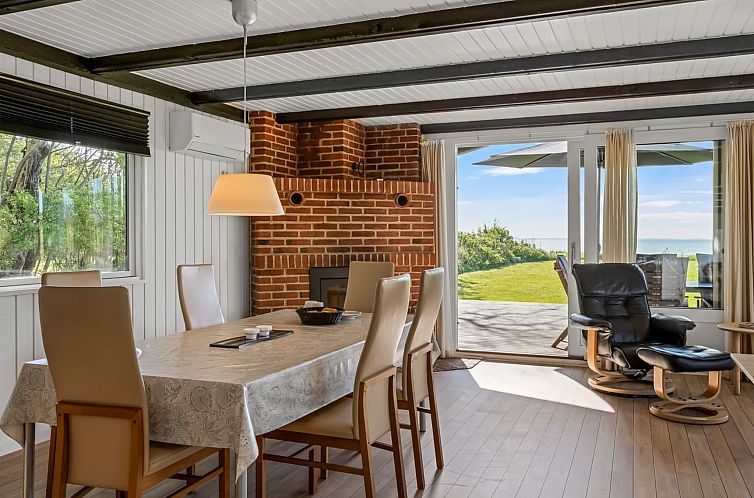 Vakantiehuis "Ørn" - 5m from the sea