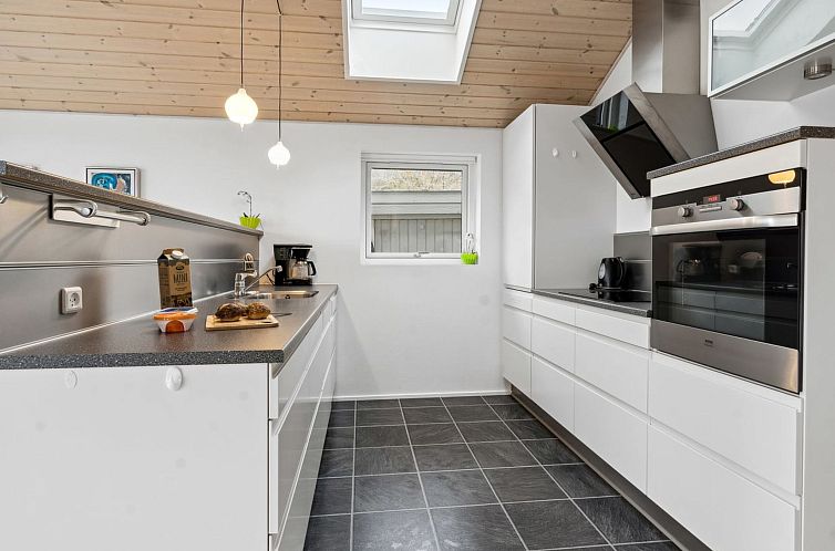 Vakantiehuis "Lio" - 200m from the sea