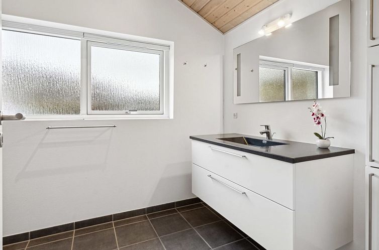 Vakantiehuis "Lio" - 200m from the sea