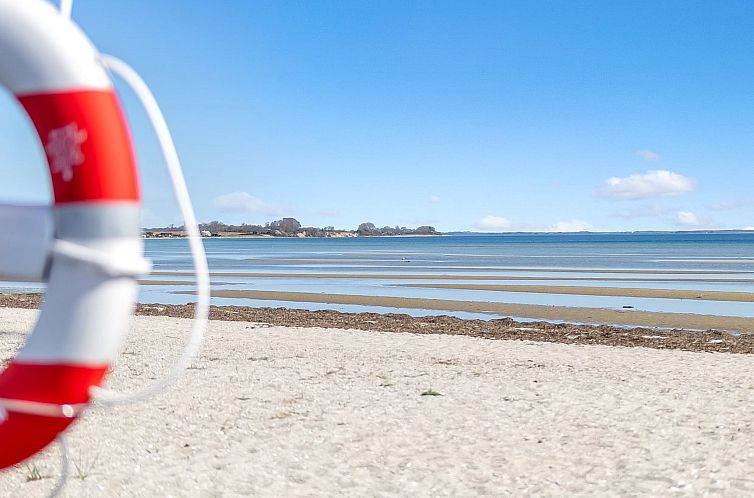 Vakantiehuis "Cornelius" - 30m from the sea